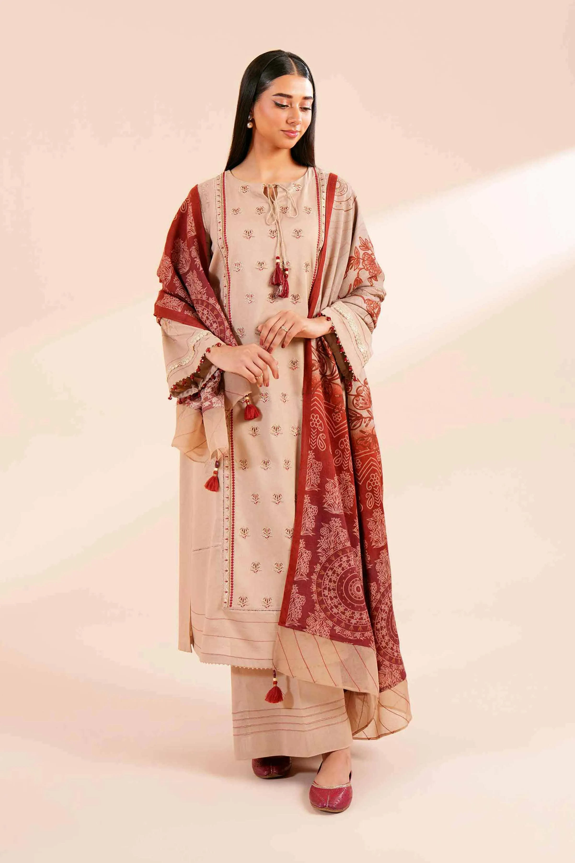 3 Piece - Embroidered Suit - 42404261